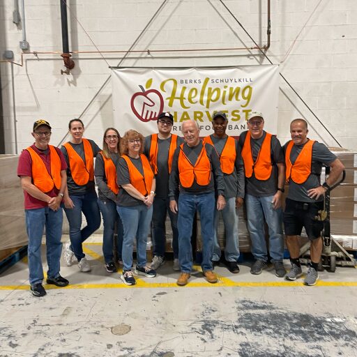Discovery FCU employees volunteer at Helping Harvest Food Bank